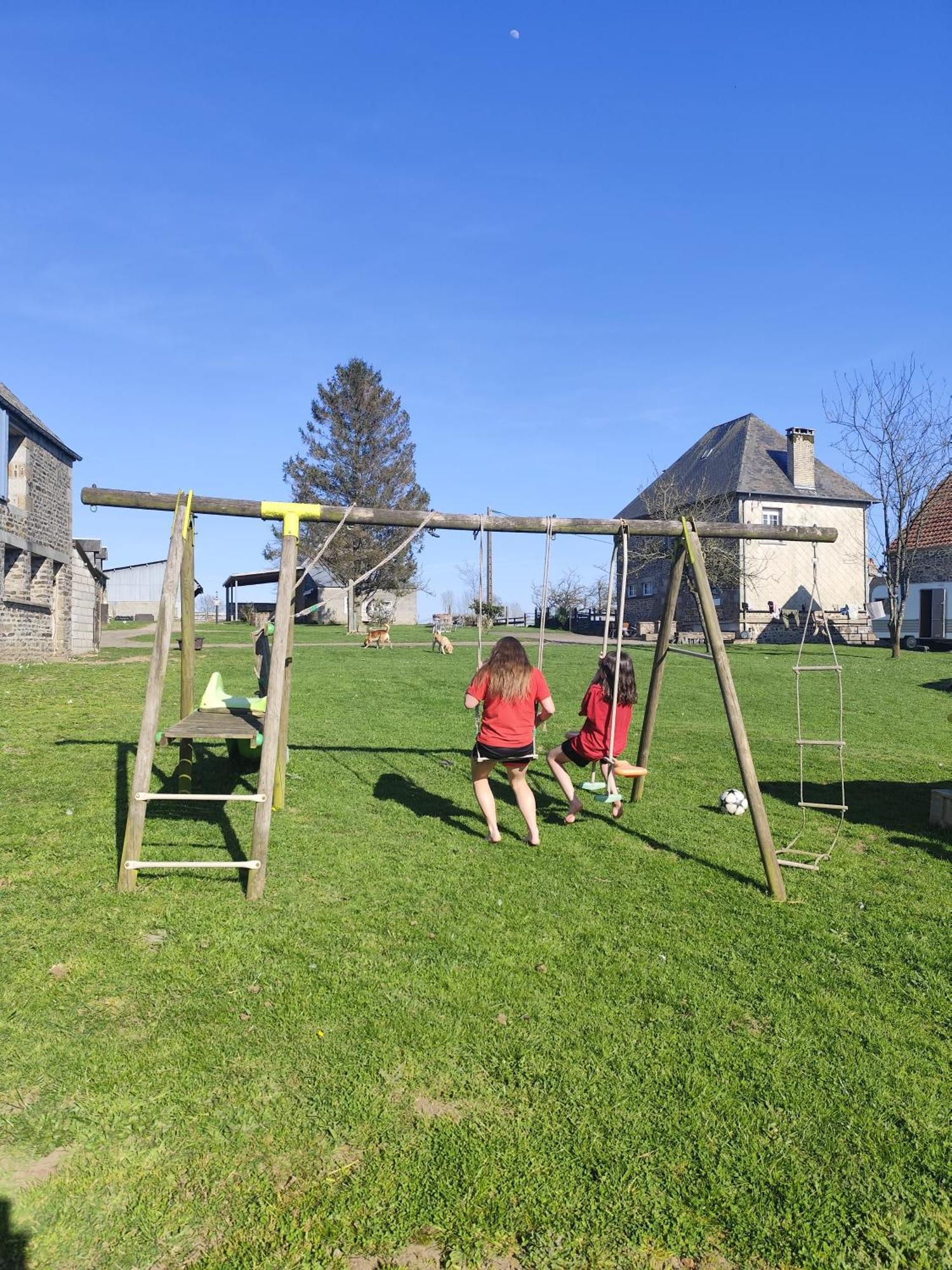 La Billardiere Camping A La Ferme Le Menil-Ciboult Buitenkant foto